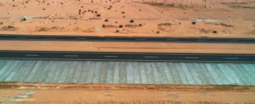 "الطرق" تفتتح الحركة المرورية على طريق "الخرمة - رنية - بيشة" بالاتجاهين