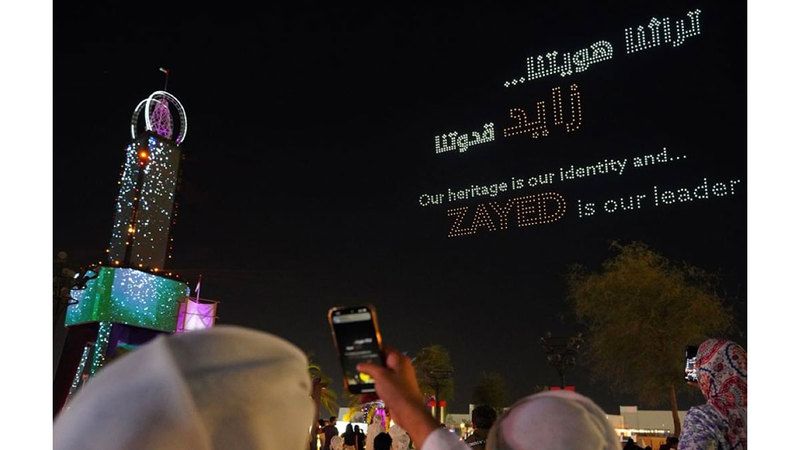 الامارات | ألعاب نارية وطائرات «درون» ترافق  «قافلة عيد الاتحاد» في مهرجان الشيخ زايد