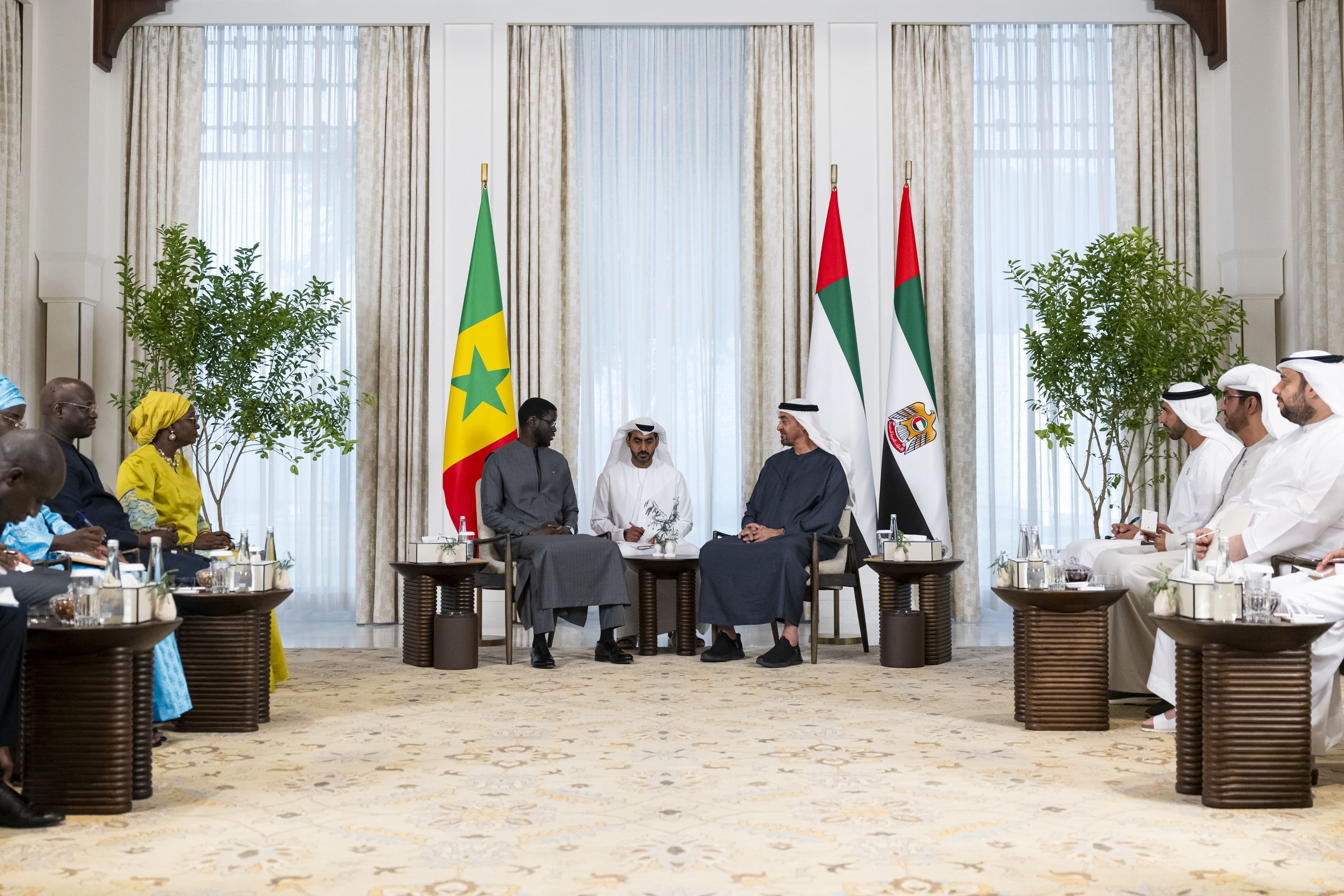 الامارات | رئيس الدولة والرئيس السنغالي يبحثان علاقات التعاون بين البلدين