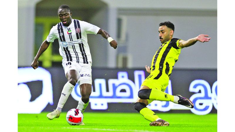الامارات | 7 مشاهد فنية تبشر بقمة كروية بين كلباء والجزيرة