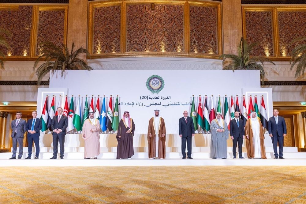 الدوسري يؤكد أهمية توظيف الإعلام العربي لدعم القضية الفلسطينية