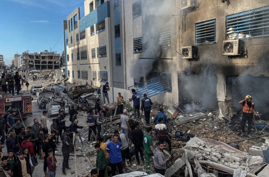 استشهاد عشرة فلسطينيين في قصف للاحتلال على وسط وشمال غزة