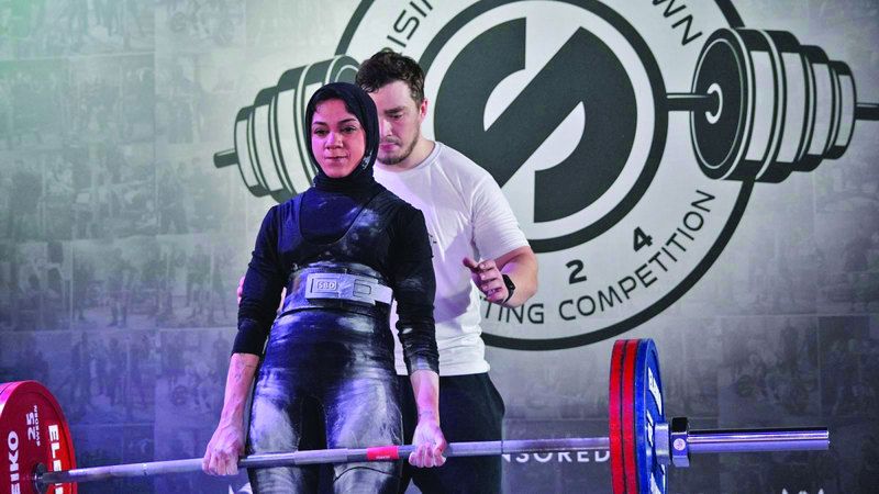 الامارات | مريم عباس.. رفعت 100 كلغ بالصدفة  فأصبحت بطلة آسيا للقوة البدنية