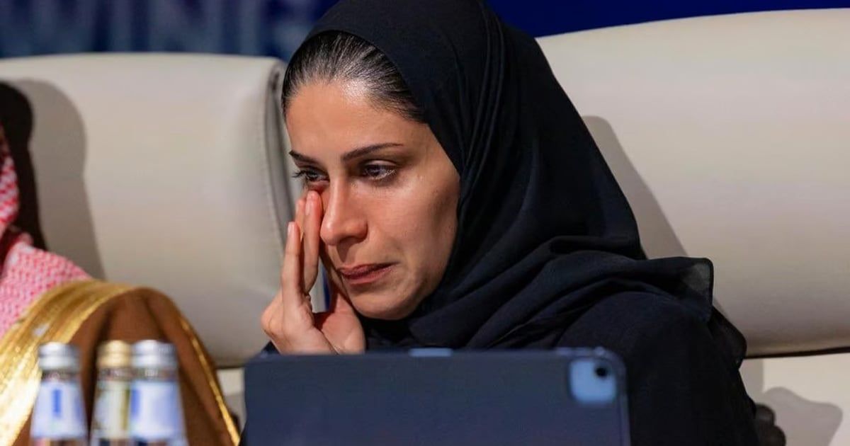 الأسبوع في 10 صور: الدموع حاضرة في فرحة السعوديين بالمونديال.. وحمام ساخن لقرود المكاك