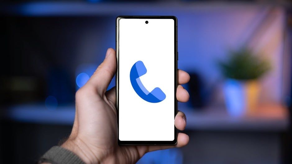 تكنولوجيا: تحديث تطبيق Pixel Phone: رموز تعبيرية صوتية للعطلات وموقع جديد لرمز مكالمات الفيديو
