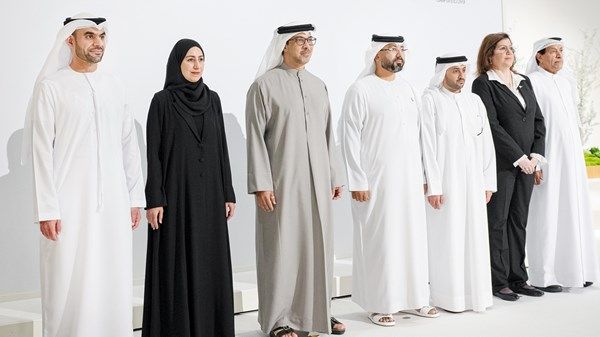 منصور بن زايد: حريصون على تبني أفضل التقنيات والحلول المتقدمة