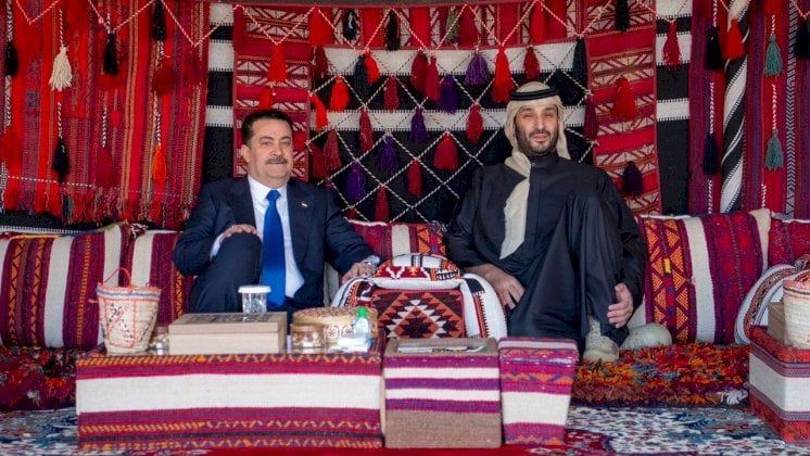 ولي العهد السعودي يبحث مع رئيس وزراء العراق تطورات الأوضاع الإقليمية
