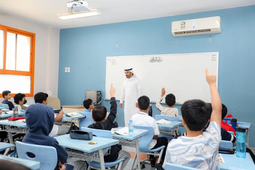 "التعليم": 50  نقطة تطوير مهني شرط أساسي للترقية الوظيفية