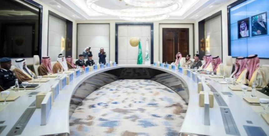 بالتفصيل.. وزير الداخلية يعقد جلسة مباحثات رسمية مع نظيره الكويتي