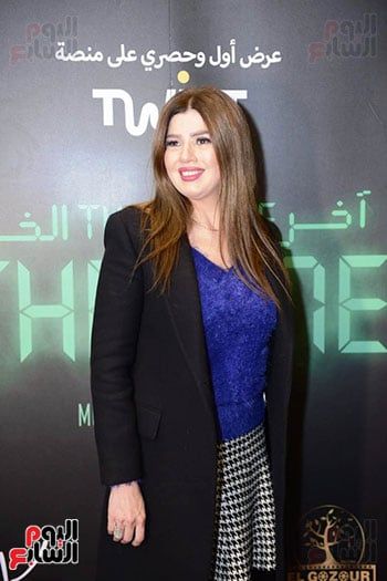 رانيا فريد شوقي وبشرى وميدو عادل في العرض الخاص لفيلم آخر الخط