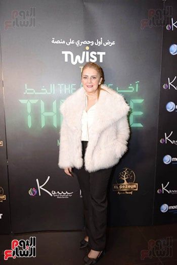 رانيا فريد شوقي وبشرى وميدو عادل في العرض الخاص لفيلم آخر الخط
