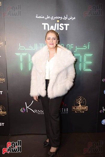 رانيا فريد شوقي وبشرى وميدو عادل في العرض الخاص لفيلم آخر الخط