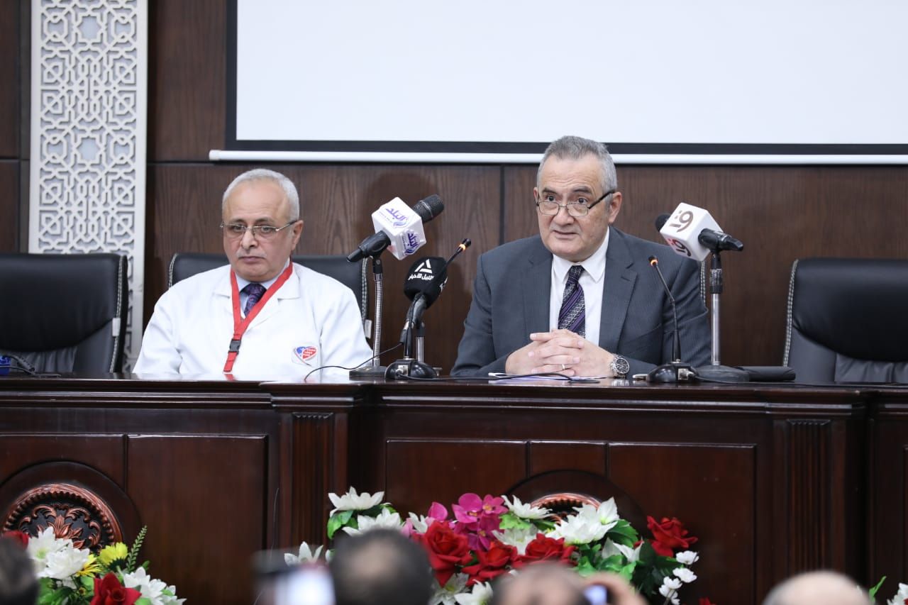 الصحة تعلن معهد القلب أجرى 100 حالة لزراعة صمام القلب الأورطى باستخدام تقنية القسطرة TAVI