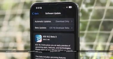 تكنولوجيا: iOS 18.2 يضيف طريقة أسرع لمراسلة Siri وChatGPT
