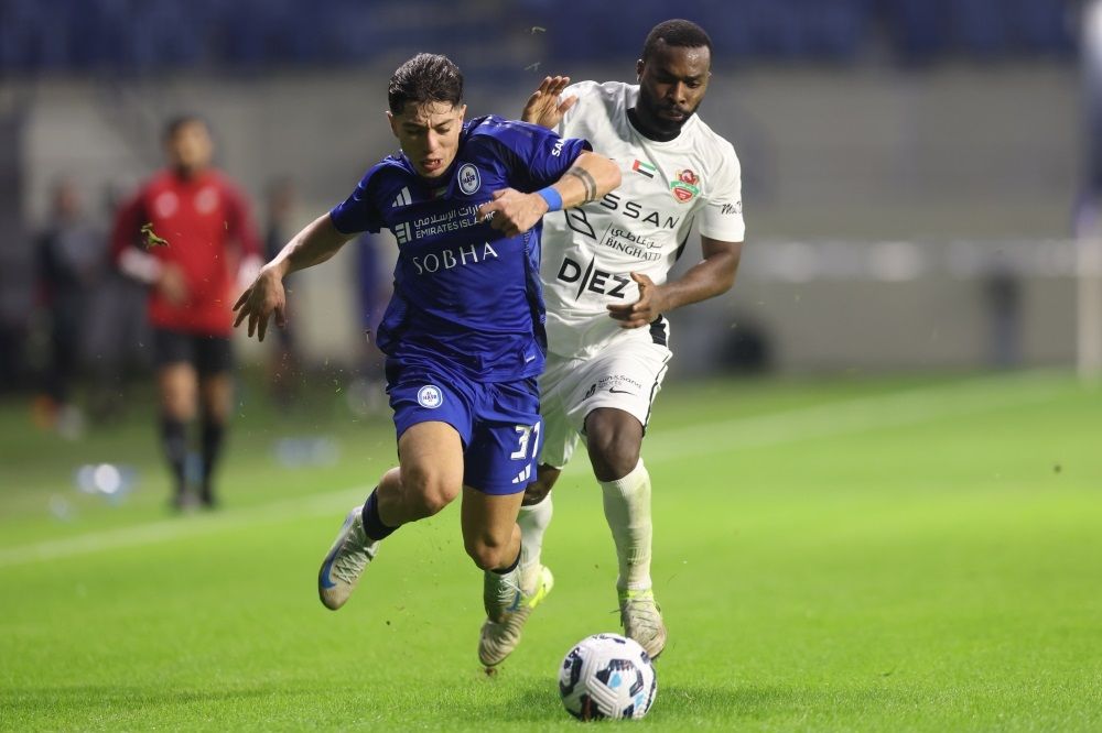 الامارات | مباراة بـ 10 أهداف.. شباب الأهلي يُقصي النصر من كأس الرابطة