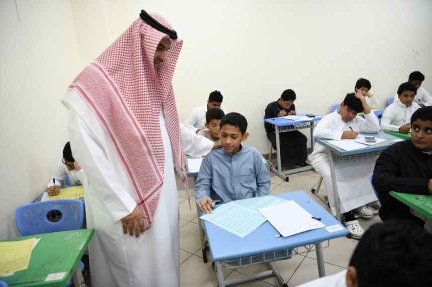 الرخصة المهنية والخلو من السوابق.. شروط اختيار مديري التعليم الخاص