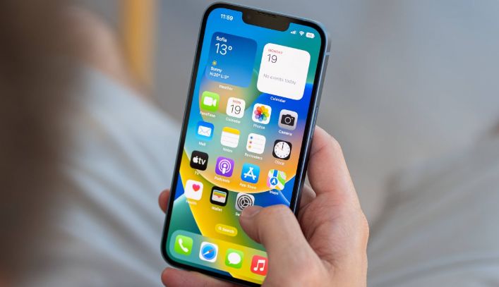 تكنولوجيا: السعر المتوقع لهاتف iPhone SE 4 المرتقب من ابل