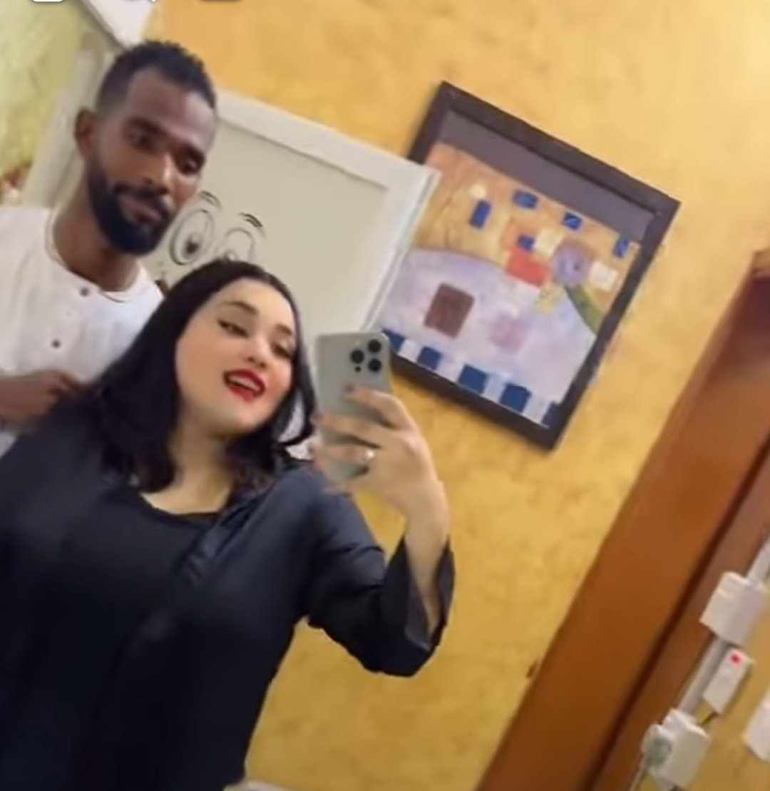 شاهد بالصورة والفيديو.. حسناء مغربية تتغزل في زوجها السوداني وتتفاعل معه في الرقص على أنغام (سمار لونه) الجنس اللطيف يتحسر: (أولادنا مسيطرين وحصلوا يا بنات نهبوا ثرواتنا)
