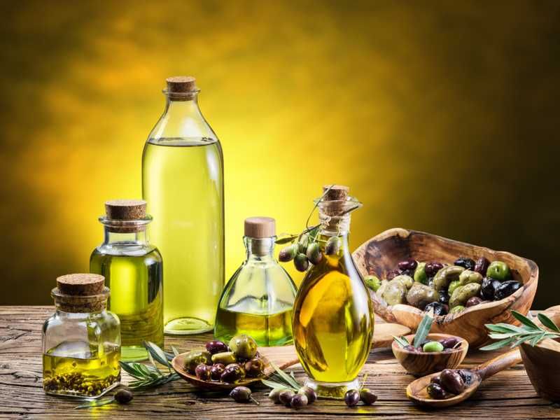 الامارات | زيت الزيتون.. أخطاء شائعة يجب تجنبها أثناء التخزين