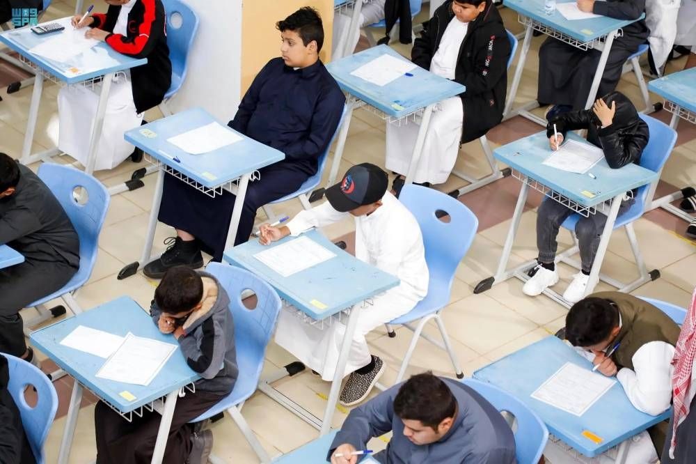 اختبار اليوم الأخير يرفع الانضباط بالمدارس