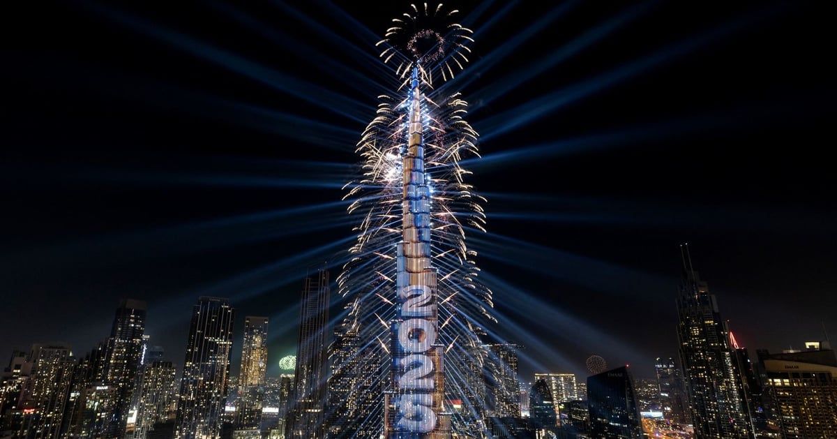 الأسبوع في 15 صورة : العالم يستقبل 2025 بالاحتفالات.. وغزة تستقبله بالبرد والجوع