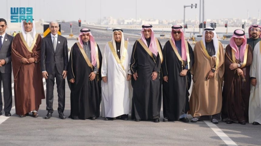 البحرين.. "السعودي للتنمية" يشارك في افتتاح مشروع جسر البسيتين