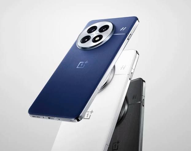 تكنولوجيا: تأكيد دعم التحديثات في OnePlus 13 مع الكشف عن الشاحن المغناطيسي