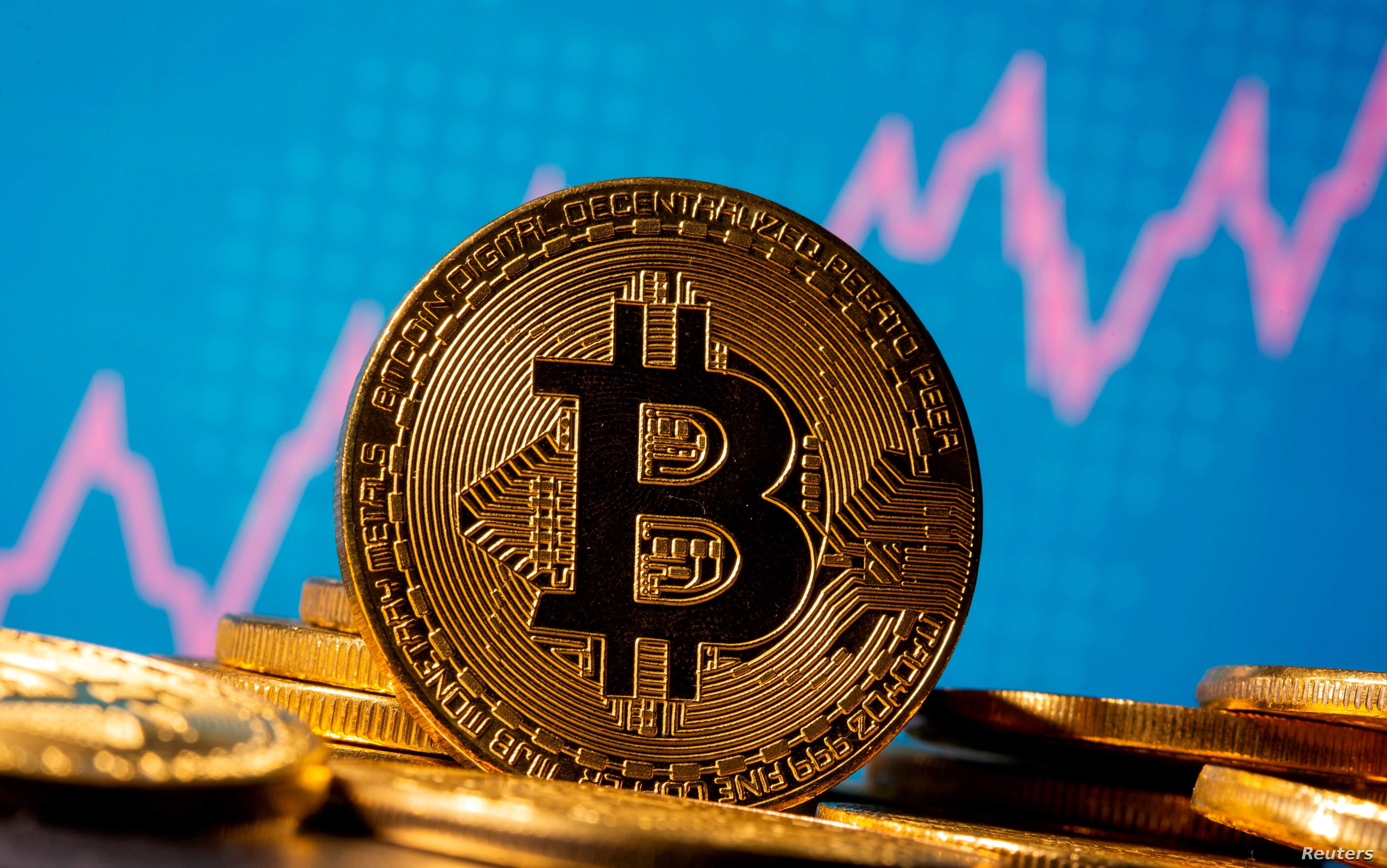 تكنولوجيا: هبوط مفاجئ للعملات الرقمية.. بيتكوين وإيثريوم يتصدران الخسائر