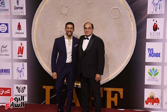 محمود حميدة بافتتاح مهرجان الأقصر: نور الشريف النجم الأطول عمرا في السينما