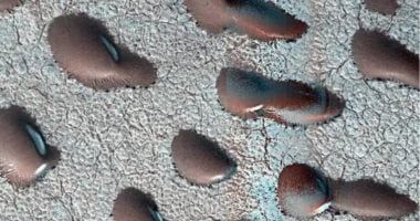 تكنولوجيا: صور للمريخ تكشف عن "حبوب كلوية" عملاقة تثير تساؤلات حول وجود ماء