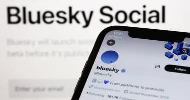 تكنولوجيا: Bluesky يدخل سباق الفيديوهات العمودية: منافسة شرسة مع تيك توك في الأفق