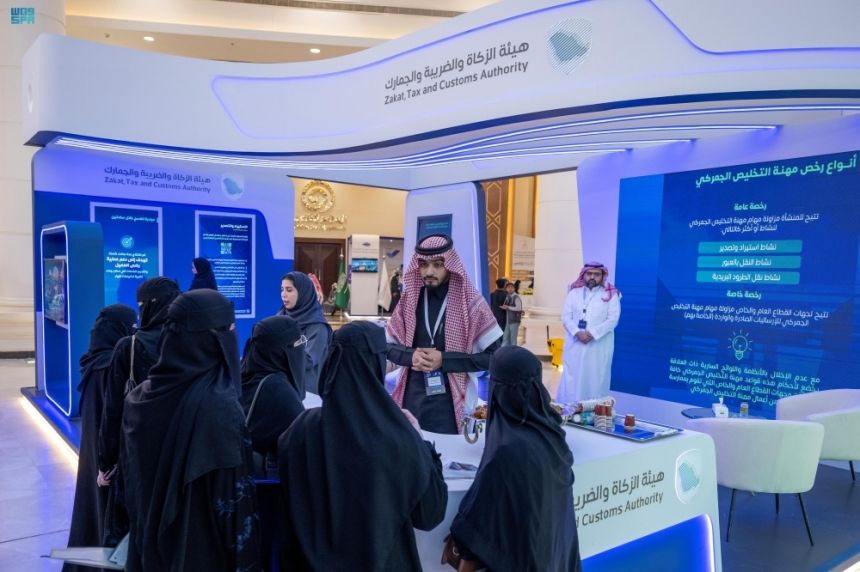 للباحثين عن وظائف.. أكثر من 15 ألف زائر لملتقى "فرصتي" في بريدة