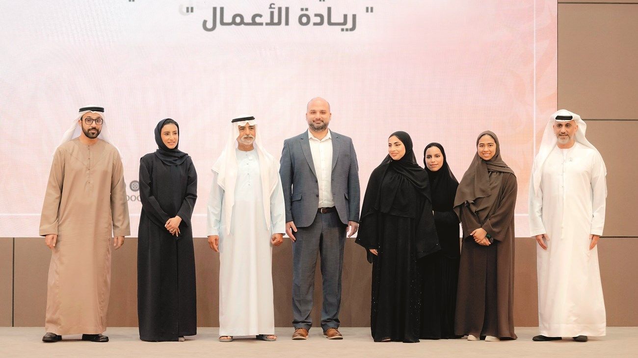 نهيان بن مبارك: أولويتنا تمكين ودعم الشباب