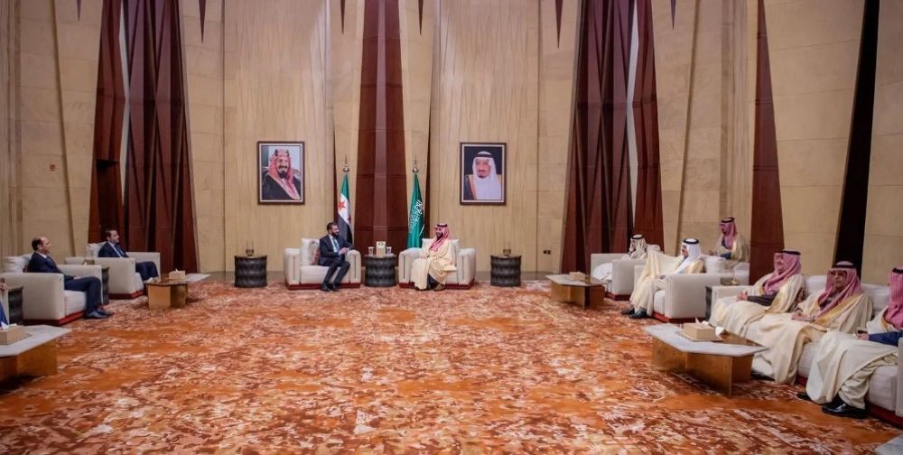 ولي العهد ورئيس سوريا يبحثان أوجه العلاقات ومستجدات الأحداث