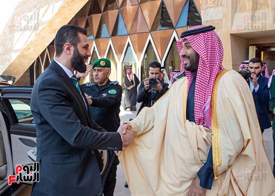 ولى العهد السعودى يستقبل الرئيس السورى.. صور
