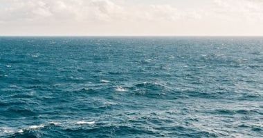 تكنولوجيا: المحيطات تزداد سخونة.. كيف يهدد ذلك المناخ العالمي؟