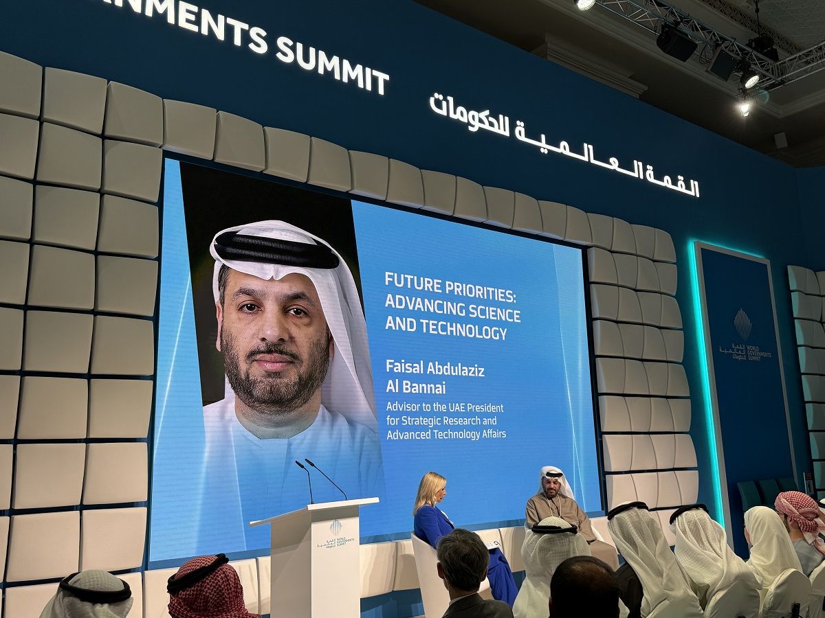 الامارات | الإمارات تقود المستقبل.. ذكاء اصطناعي يغير العالم وشركات تختفي قريباً