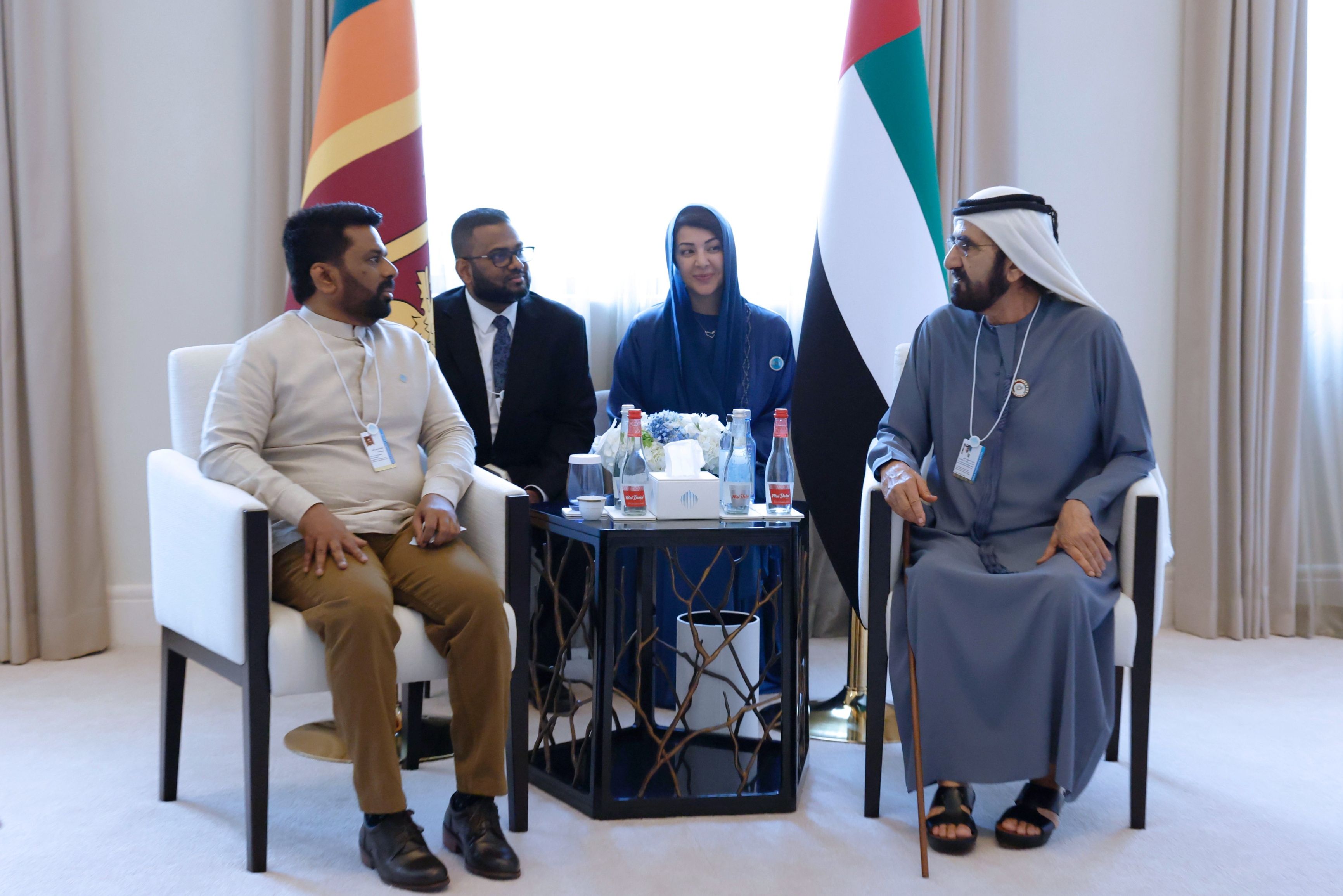الامارات | محمد بن راشد يبحث مع رئيس سريلانكا تعزيز التعاون المشترك ويلتقي رئيسي وزراء جورجيا ولاوس