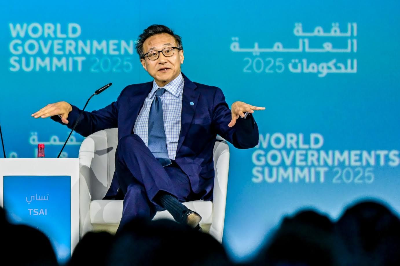 الامارات | رئيس "علي بابا": من الضروري أن يمتلك القائد القدرة على التعامل مع أشخاص أكثر ذكاءً منه