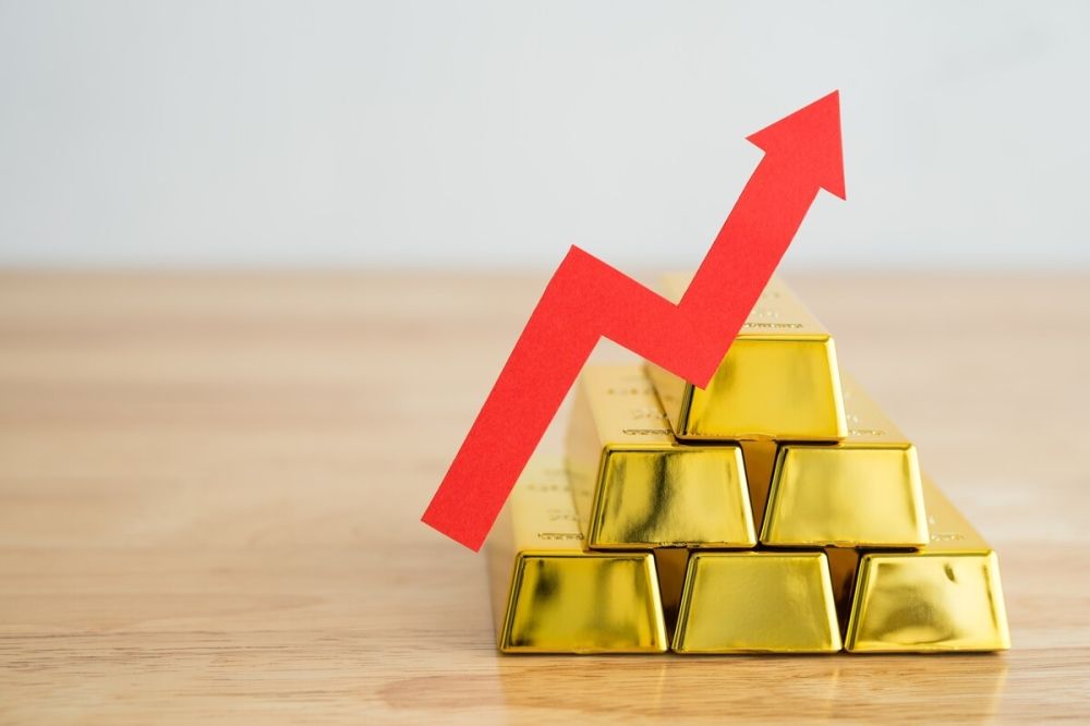 رغم مكاسب الدولار.. أسعار الذهب تستهل تعاملات الأسبوع بارتفاع
