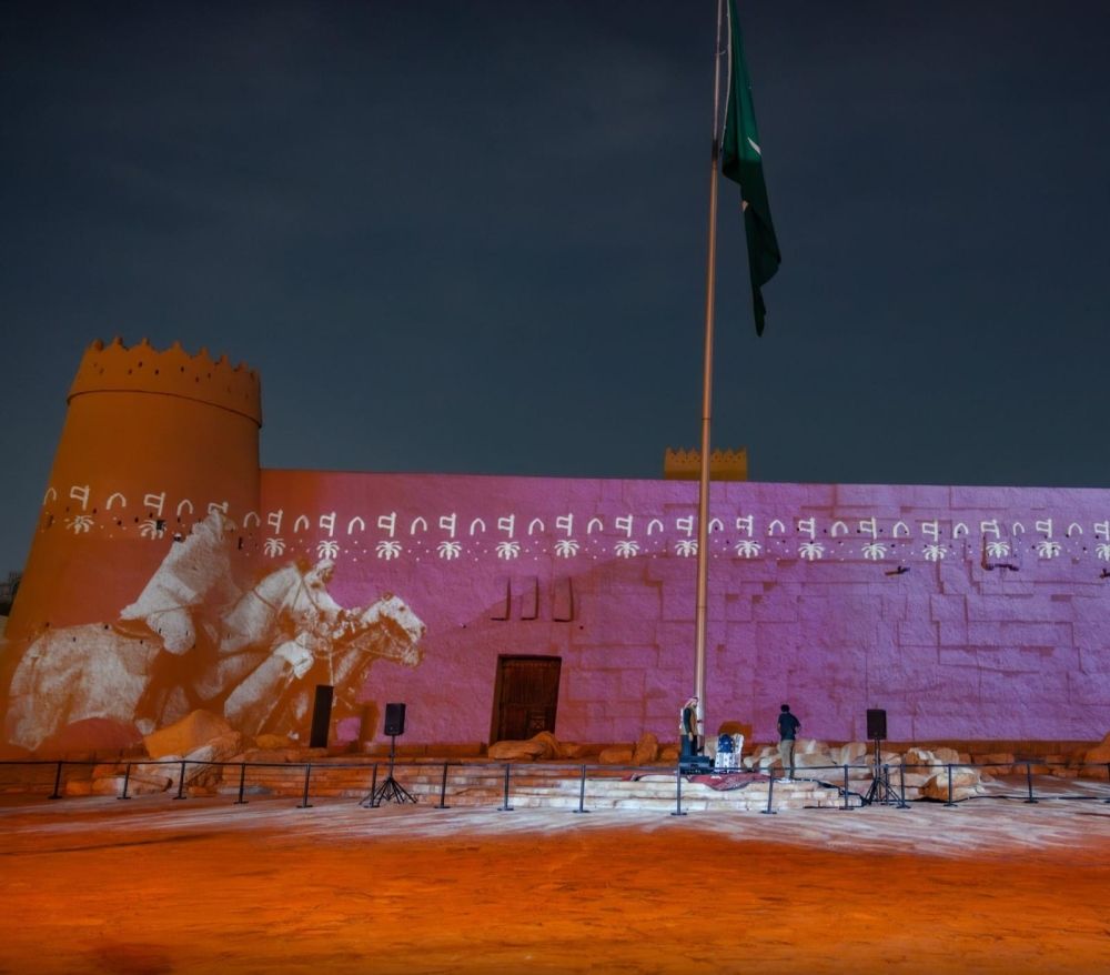 يوم التأسيس.. مشاعر الفخر والاعتزاز تملأ قلوب السعوديين في الرياض