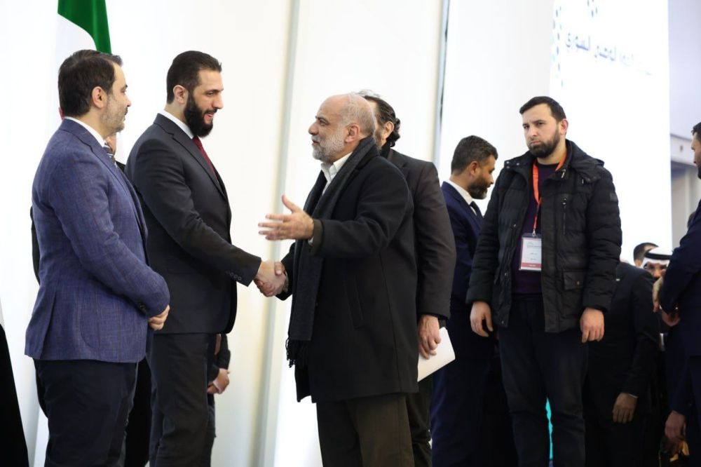 حصر السلاح وإدانة الاحتلال.. تفاصيل مخرجات الحوار الوطني السوري
