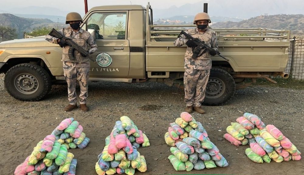 عسير.. القبض على شخص لتهريب 40 كيلوجرامًا من مادة الحشيش المخدر