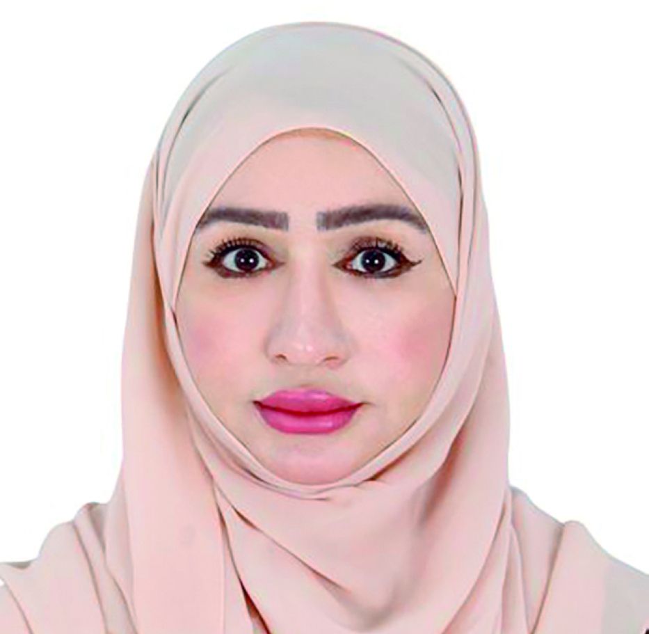 الامارات | متسولون يستجدون محسنين بأساليب خادعة في رمضان