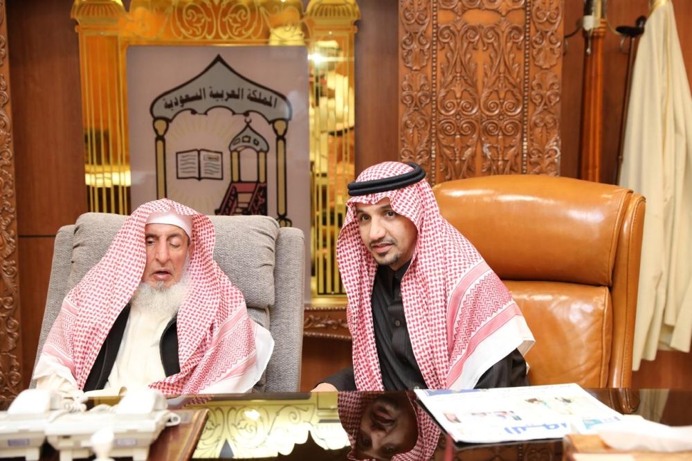 مفتي عام المملكة لـ ”اليوم“: ظاهرة الطلاق والخلع «مقلقة» و تكرار العمرة في سفرة واحدة «ليس من السنة»