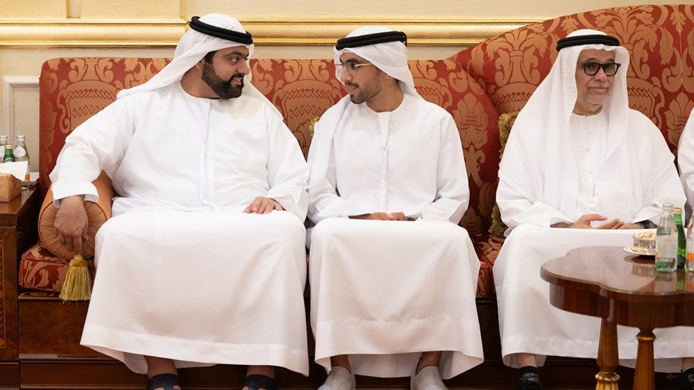 حمد الشرقي يواصل استقبال المهنئين بشهر رمضان بحضور ولي عهد الفجيرة