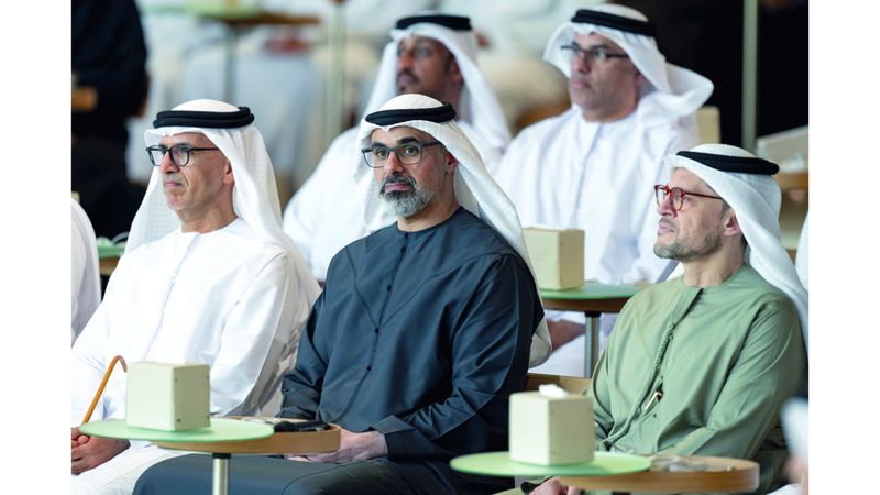 الامارات | ولي عهد أبوظبي يشهد الجلسة الرمضانية الأولى لمجلس محمد بن زايد