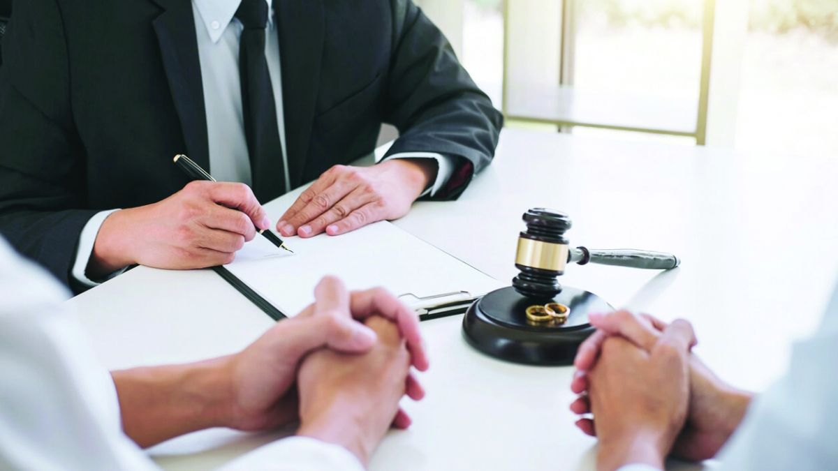 الامارات | طلاق بعد 24 ساعة.. وانفصال زوجين بعد 47 سنة زواج