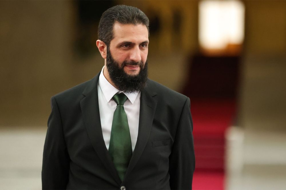 التطورات في سوريا.. "الشرع" يدعو المسلحين إلى تسليم أنفسهم للدولة