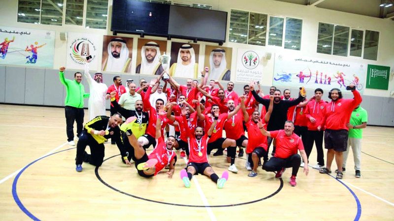 الامارات | كأس الاتحاد يلمع في «يد» شباب الأهلي